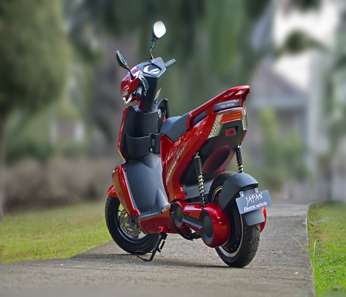 TERRA MOTORS E-SCOOTER A2000 DELUXE VARIANT
