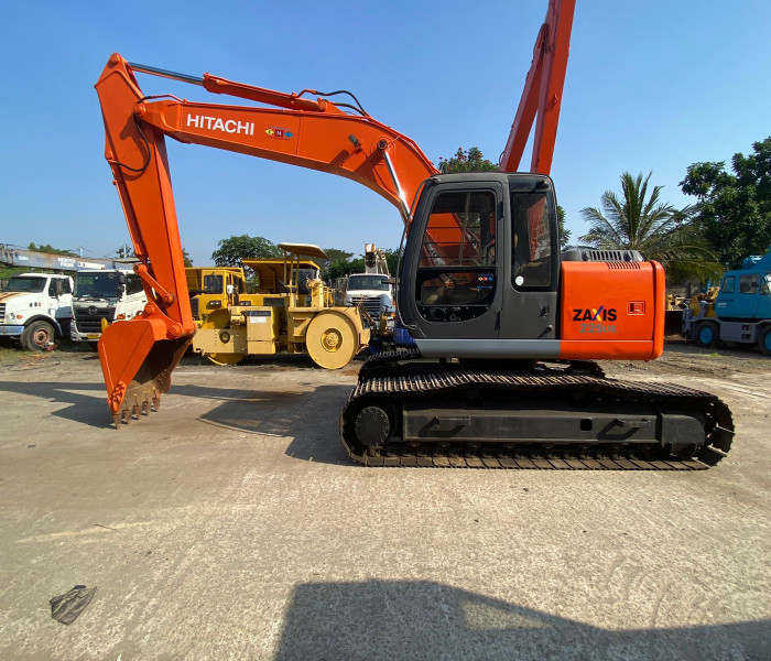 Excavator Zaxis 225